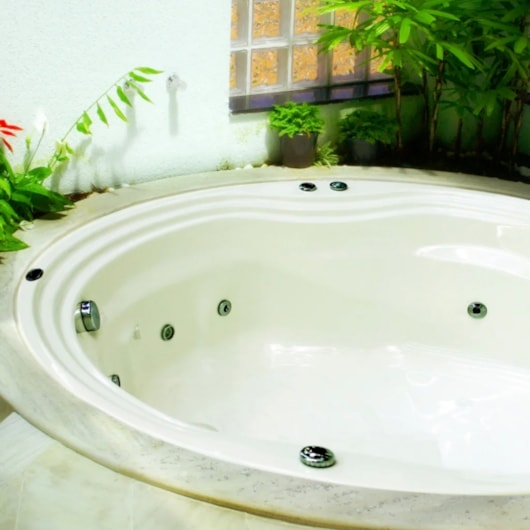 Banheira Acrílica Com Hidromassagem Gold Line Redonda Ouro Fino 1,50X0,43M 09.0608 - Imagem principal - 5f4f55c5-8be1-40c0-bec4-736d3ff4e233