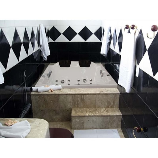 Banheira Acrílica Dupla Acrillic Premium 150x120cm Com Hidromassagem Ouro Fino - Imagem principal - cd32927f-d978-44de-8470-0a9747f8fd89