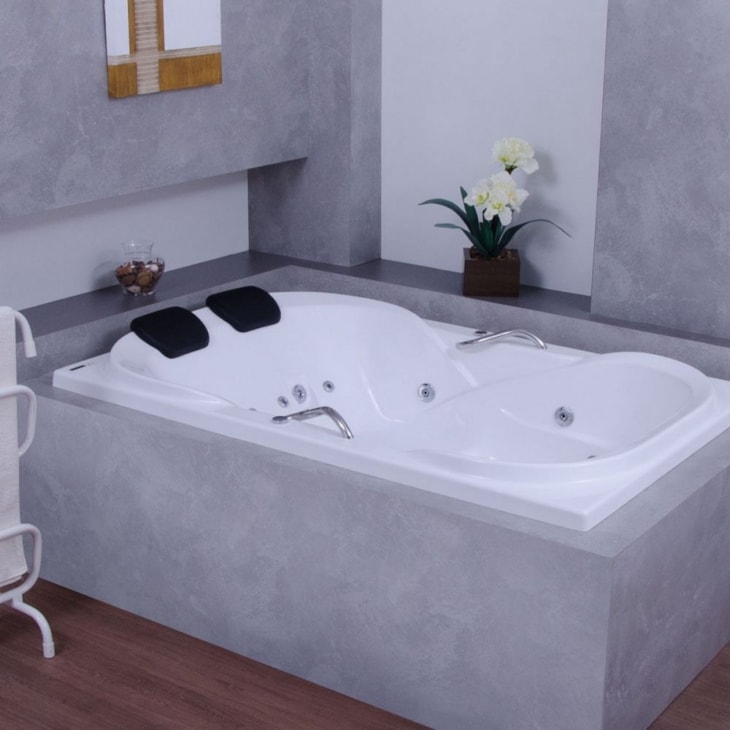 Banheira Acrílica Dupla Com Aquecedor Due Maggiore Gran Luxo Astra 150x120x44cm