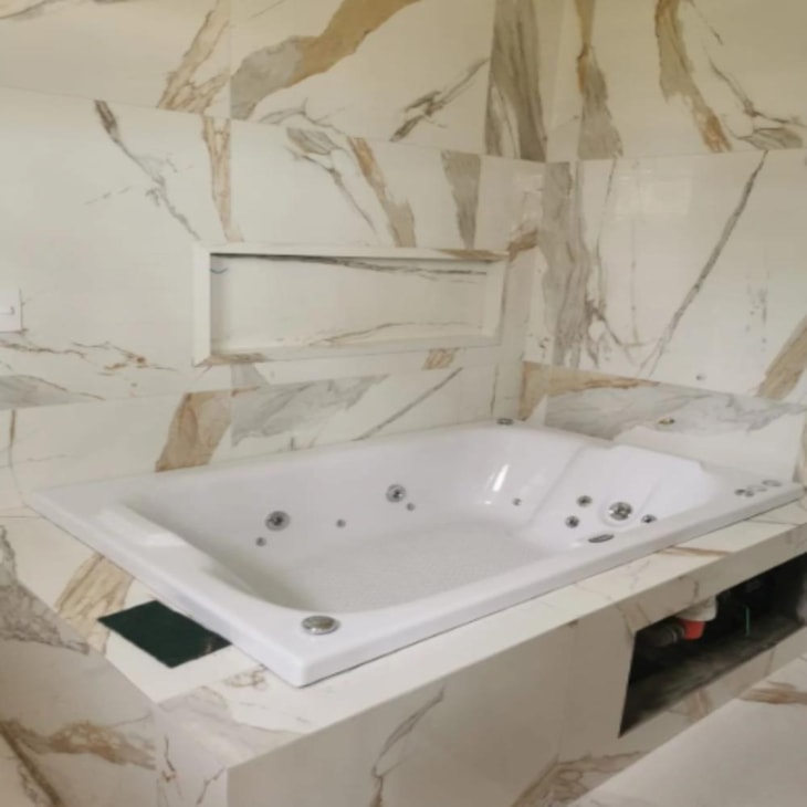 Banheira Acrílica Dupla Frontal Cristal Duo Ouro Fino 170X110Cm