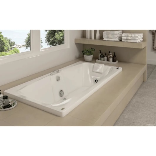 Banheira Acrílica Individual Mysia Jacuzzi 150x79x42cm  - Imagem principal - 6698974a-6a3a-4c0b-92dc-f46c5f3236d7