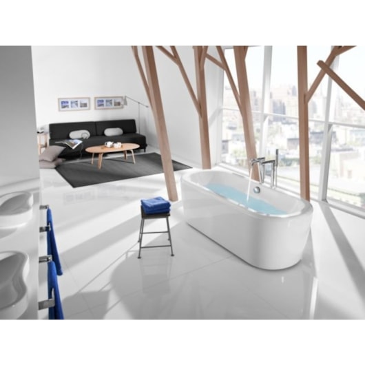 Banheira Acrílica Sem Hidro Freestanding Palma Branco Roca 150x75cm - Imagem principal - 4ed39879-7293-46b7-995c-327ed5d051b9