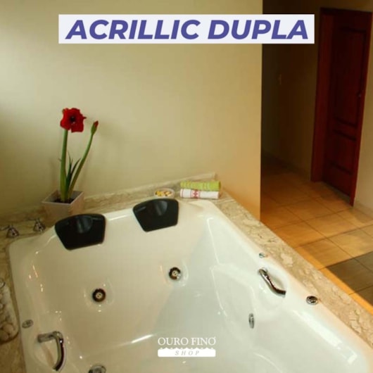 Banheira Com Hidromassagem Acrílica Dupla Ouro Fino 180x120cm - Imagem principal - b55c2176-61cc-43ae-86d2-8bdd55727612