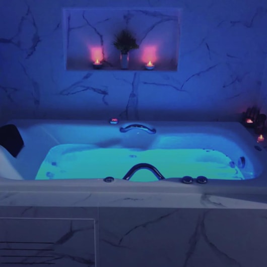Banheira Com Hidromassagem E Aquecedor Casa Inteligente Acrillic 160 Top Line Ouro Fino  5000w - Imagem principal - 09b62d2e-391e-414e-81f3-858793bcdcea