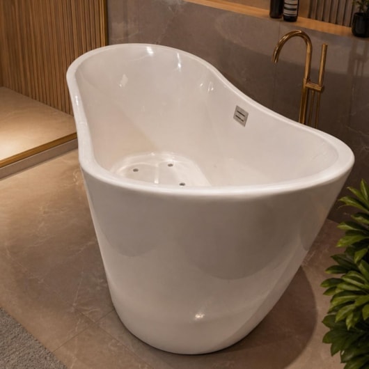 Banheira De Imersão Com Blower Mavie 160 Branco Ouro Fino - Imagem principal - 81b5ee71-8c71-484b-982a-d2995250a089