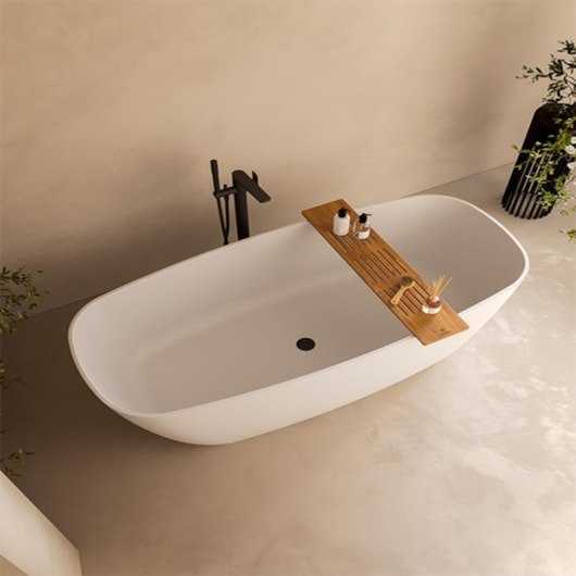 Banheira De Imersão Duramatt Amazônia Branco Fosco Acetinado Com Giroacqua Cromado Sabbia - Imagem principal - 9f66b1c9-98f6-4ab9-b9be-1593c82f3dec