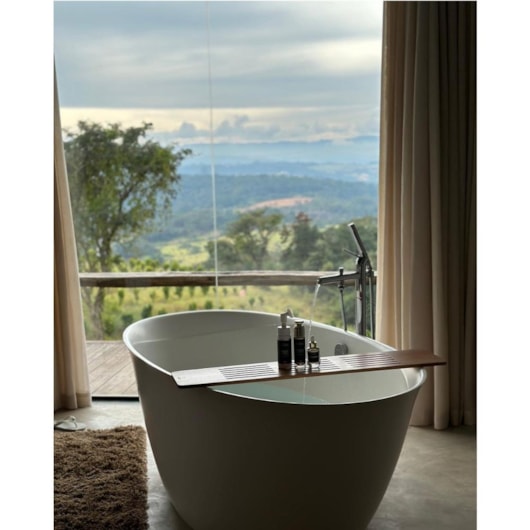 Banheira De Imersão Duramatt Paraty Branco Fosco Acetinado Com Válvula Click Preto Fosco Sabbia - Imagem principal - 5653ac12-120d-47e3-95c8-139190b6f914