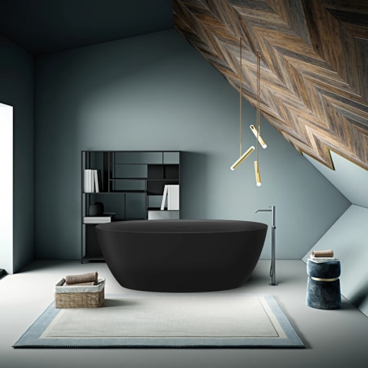 Banheira Itajai Pure Black Immersi 150x82x60cm - Imagem principal - 2a5d950a-99e2-4dff-abe4-cb77feacfc08