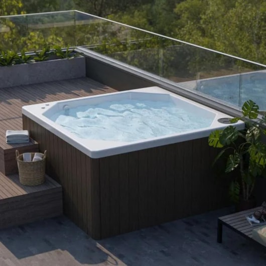 Banheira Spa Com Hidromassagem Madrid Astra - Imagem principal - 987551e2-c7d5-49c1-b43c-ad985252c1fc