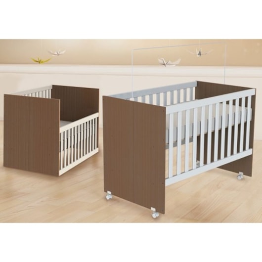 Berço Mini Cama Gabi Branco Fosco/amadeirado Carolina Baby - Imagem principal - 567905c5-7d9c-4caf-866b-6c8691adf2cd