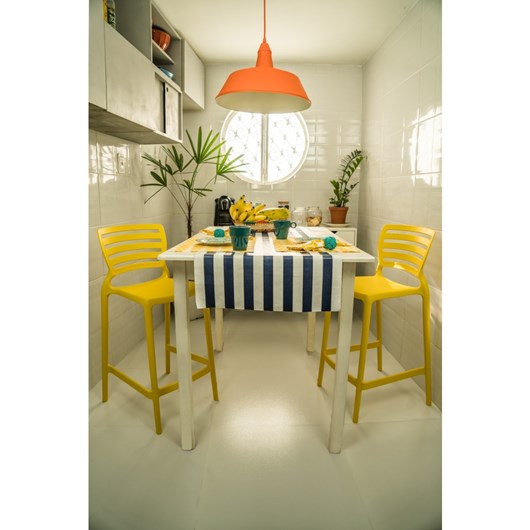 Cadeira Sofia Alta Residência em Polipropileno e Fibra de Vidro Amarelo Tramontina - Imagem principal - 50abd1d2-dab8-4b86-877e-d53c5704a659