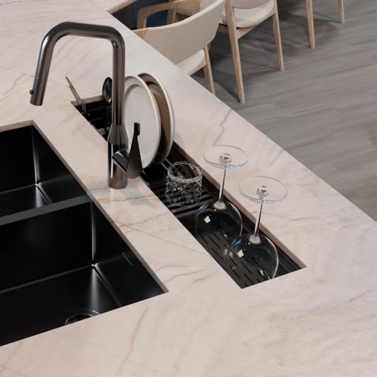 Canal Umido Com Acessorios Grey Debacco 910x164mm - Imagem principal - 4c87397e-7773-4995-a9c6-db2ca89c1a4b