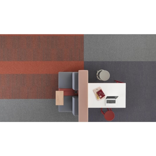 Carpete Desso Essence AA90 9504 B1 Tarkett 50x50cm - Imagem principal - 048b1852-356b-469b-b29c-a3e23956f9d8