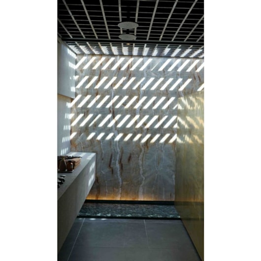 Chuveiro De Teto Redondo Acquamax Com Tubo Black Matte Deca - Imagem principal - 07acd70e-e3d9-4a33-8b07-c8925d023636