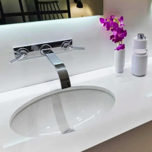 Cuba De Embutir Oval 49,5x33cm Branco Celite - Imagem principal - 572b0e6a-5713-44ee-85c4-5a5e8d388002