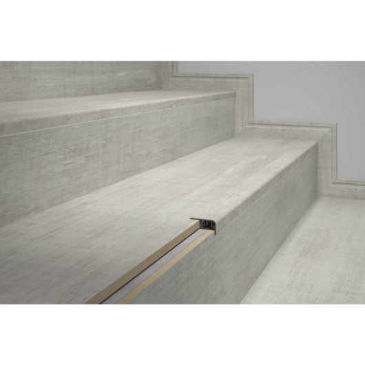 Frontal De Escada Cor 21 Eucafloor 4,0x210cm - Imagem principal - 280aab25-d607-40f6-8601-231083c01922