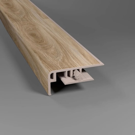 Frontal De Escada Eucafloor Cor 7 4x210cm - Imagem principal - d6351aa5-8f20-4aeb-9e37-09b7204b63ca