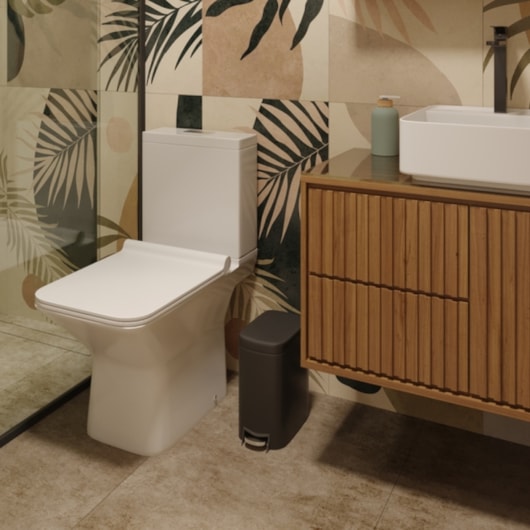 Kit Vaso Sanitário Docol Stillo com Caixa Acoplada e Acessórios Branco - Imagem principal - bb0327ba-3a19-42fc-905b-83c4d9fe8bb1