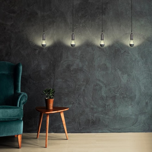 Lâmpada Led Filamento Defletora Espelhada Bolinha G45 Prata Taschibra Autovolt - Imagem principal - acd738e6-b554-450a-a295-0698d80ad27c