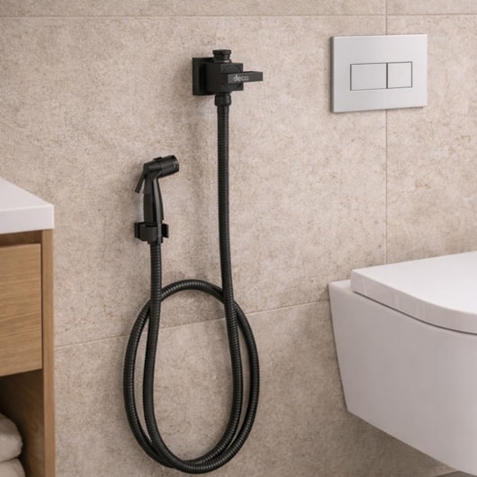 Loes Ducha Higiênica Com Registro E Derivação Dream Black Matte Deca - Imagem principal - f4d16b1d-64a5-451d-8673-369ec3b417bb