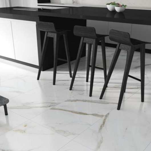 Loes Porcelanato Portinari Lumina Calacata Gd Natural 100x100cm Retificado - Imagem principal - 7e7f9a6b-0fd2-422d-997d-145ca1122e20