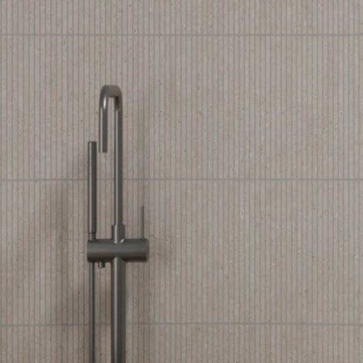 Loes Porcelanato Portinari Palco Deck Bw Externo A 20x120cm Retificado - Imagem principal - b01504b0-038e-4a8b-b486-03ce2a322d73