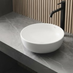 Misturador Monocomando de Mesa para Lavatório Bica Alta Ona Preto Matte Roca