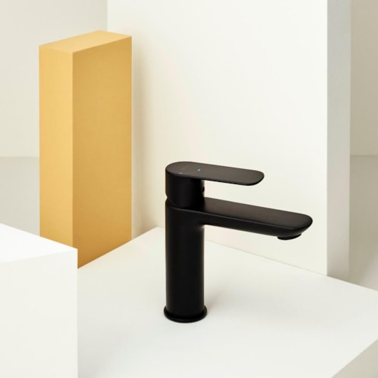 Monocomando Para Lavatório Mesa Bica Baixa Cala Matte Black Roca - Imagem principal - 89291dff-1ebe-4448-b717-09d2b09adad2