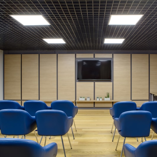 Painel Modular LED Plafon de Sobrepor 45W Quadrado 60cm Luz Amarela 3000K Bivolt Avant - Imagem principal - e0ff1ab2-6c0a-4a8a-b278-c9e3dcd971a7