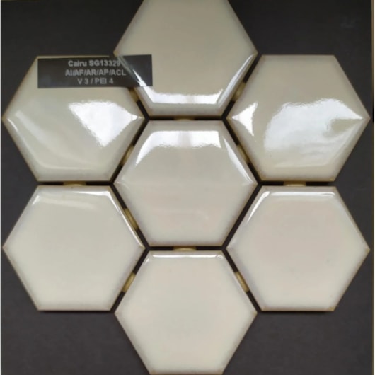 Pastilha De Porcelana Hexagonal Cairu Atlas - Imagem principal - daddc94d-2dc7-4520-badf-c46cd5ec6390