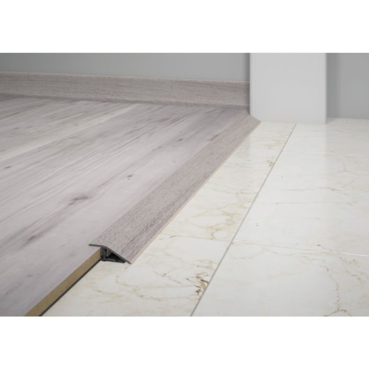 Perfil Redutor Eucafloor Tecno Cor 8 4,9x180cm - Imagem principal - e7537b92-6d08-442c-bc16-e1bc5ace0bea