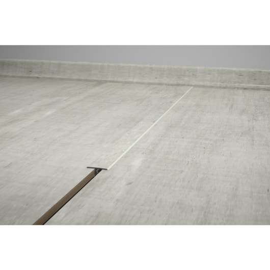 Perfil T Eucafloor Tecno Cor 21 37x1800mm - Imagem principal - 72d01bcb-2e03-4559-a762-80fd7c9e71a7