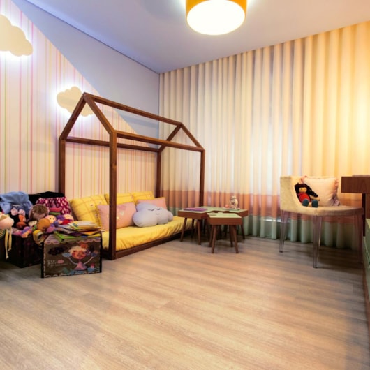 Piso Laminado Eucafloor Acqua Resist New Evidence Sbiancato (E)(8)(18) 29,2X135,7cm - Imagem principal - e00b5f20-c97a-40d8-aa5e-5034aae8a3b9