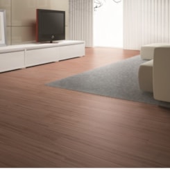 Piso Laminado Eucafloor Prime Cola Cappuccino 10 19,7x135,7cm Piso Laminado Eucafloor Prime Cola Cappuccino 10 19,7x135,7cm
