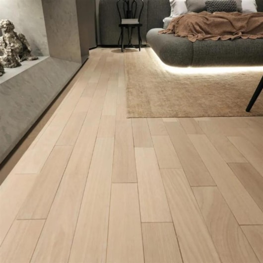 Piso Madeira Akafloor Minimal 19x101,6cm Retificado - Imagem principal - a2be7718-2c20-4404-b9a7-2be216dfe181
