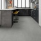 Piso Vinílico Biancogres Citta Office Cemento Grigio 2,5mm Capa 0,30 94x94cm - 4a710011-a134-4b76-b13a-27505cf79265