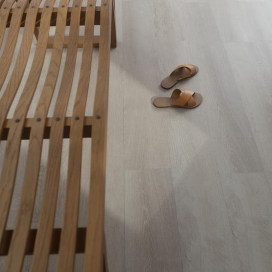 Piso Vinílico Eliane Floor Energy Marfim 18,7x122,7cm - Imagem principal - bd0d0018-afd9-4040-8df9-fd9990c1a58f