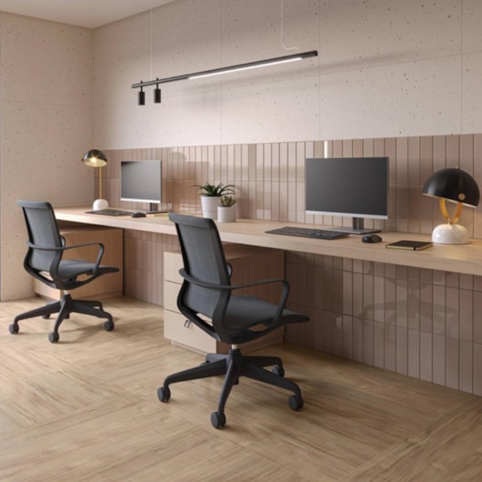 Piso Vinilico Eliane Floor Essenza Umbra Pinoli 17,8x122cm Bold - Imagem principal - a955b153-c28d-44d6-8669-3ce9d08608fb