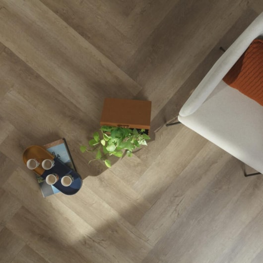 Piso Vinílico Eliane Floor Evoque Noz Colado 18,7x122,7cm - Imagem principal - 153a4b92-64eb-407b-a73b-e2f619767b7a