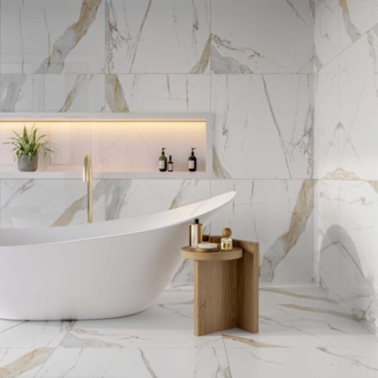 Porcelanato Biancogres Calacata Oro Lux Polido 80x80cm Retificado - Imagem principal - ace1e018-90eb-4d42-9356-628732ee1964