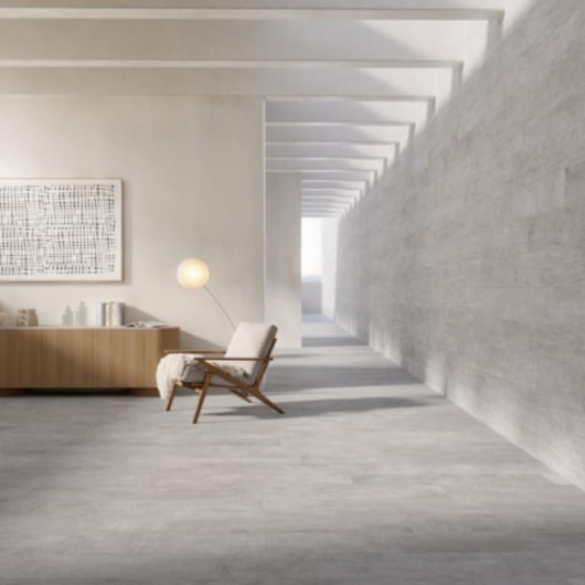 Porcelanato Biancogres Legado Grigio Satin 20x120cm Retificado - Imagem principal - 3dc4fa1d-1223-4241-9226-cf4fb1e52b55