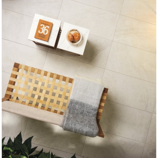 Porcelanato Bold Thor Sand Externo Portobello 81x81cm - Imagem principal - 687b3b20-25ca-4cc6-aa52-0cd3d5c7073d