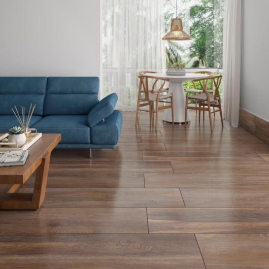Porcelanato Damme Wood Caramel Acetinado 30x121cm Retificado - Imagem principal - 04d5a0f6-9fee-42ab-8182-e26ee669b6b8