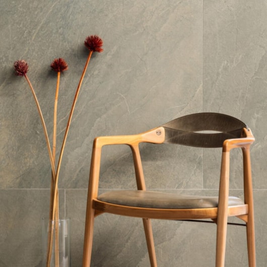 Porcelanato Eliane Cite Ita Ardosia Agave Mate 90x90cm Retificado - Imagem principal - 2763daec-484d-4e77-b72e-4fd926597e67