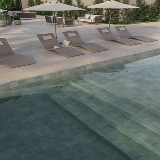 Porcelanato Eliane Khali Gris Externo 120x120cm Retificado - Imagem principal - 2ec4a0c6-cc34-4233-9e58-5f149a8ce93e