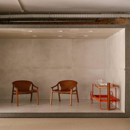 Porcelanato Eliane Sensi Viga 3D Acetinado 120x120cm Retificado - Imagem principal - 5347118b-a626-48a6-84c3-4b7e7c314f3d