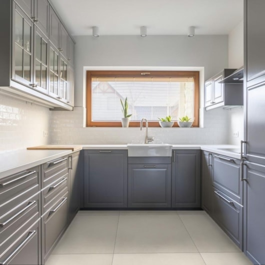 Porcelanato Portinari York Wh Polido  90x90 cm Retificado - Imagem principal - 5444528e-bf8d-4b33-92e3-ba844753c15c