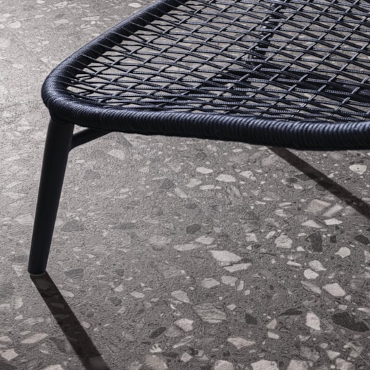 Porcelanato Portobello Samba Rock Graphite Natural 90x90cm Retificado - Imagem principal - ae8a7ee9-01fd-4f02-9fba-503f5fbbf522
