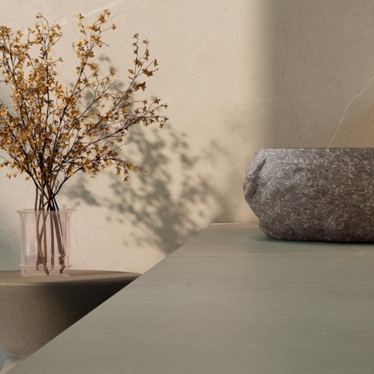 Porcelanato Villagres Krabi Cream Natural 123x123cm Retificado - Imagem principal - 5d34e4a3-b383-4683-b030-74a9fe6de4e6