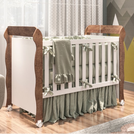 Quarto De Bebê Completo Lara Berço + Guarda Roupa 3 Portas e Cômoda Fraldário Branco Amadeirado Carolina Baby - Imagem principal - dda23c9f-c45d-4161-ba65-d1d00dbf20ab